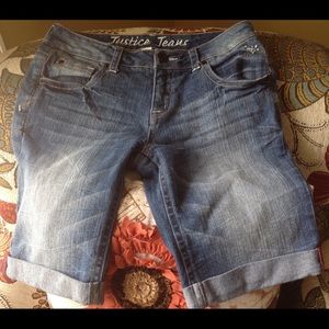 Barely worn! Justice Jeans. Go down to knee.